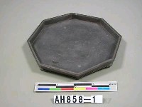 藏品(錫托盤)的圖片
